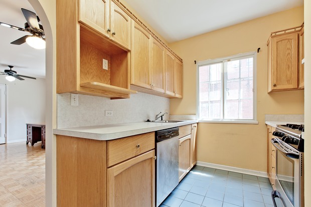  1159 E. 56th St. No. 3 