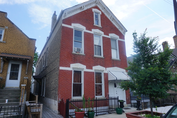  2043 W. 22nd Place 