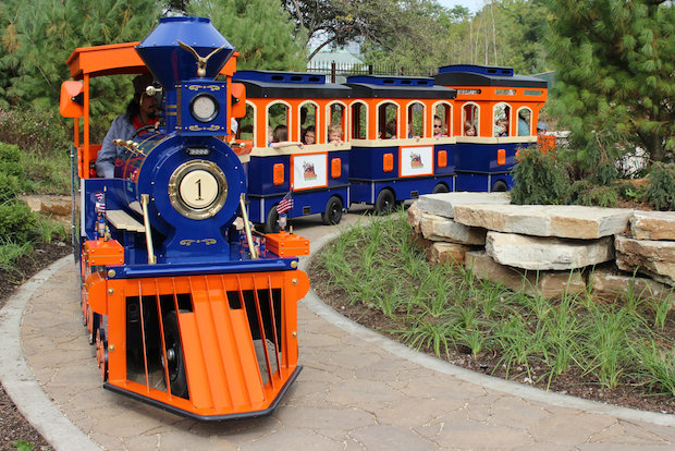 All Aboard Lionel Train Adventure Debuts At Lincoln Park Zoo Thursday Lincoln Park Chicago Dnainfo