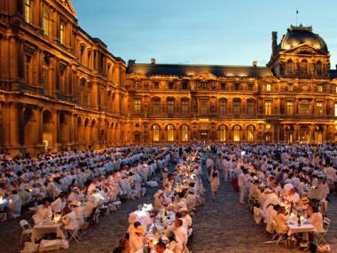 “Dîner en Blanc” was held at two locations -- the Louvre Pyramid and the Esplanade de Notre-Dame -- in Paris earlier this year.
