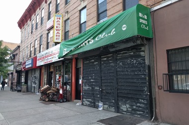  Signage for B&B Sports Club is still hanging at 644 Franklin Ave. The storefront is set to become a new bar, Free House, according to a recent liquor license application. 