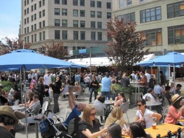 Mad. Sq. Eats was packed for its first day of the Spring 2011 season.