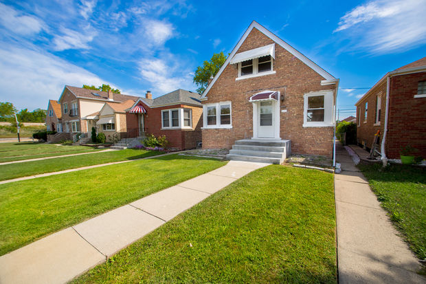  5013 S. Ridgeway Ave. 
