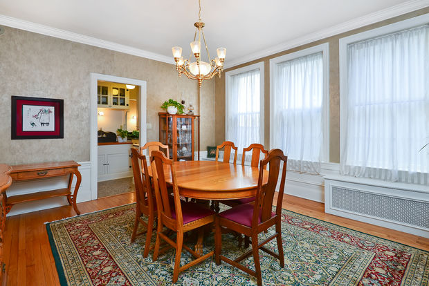  1320 N. State St. Unit 3D 
