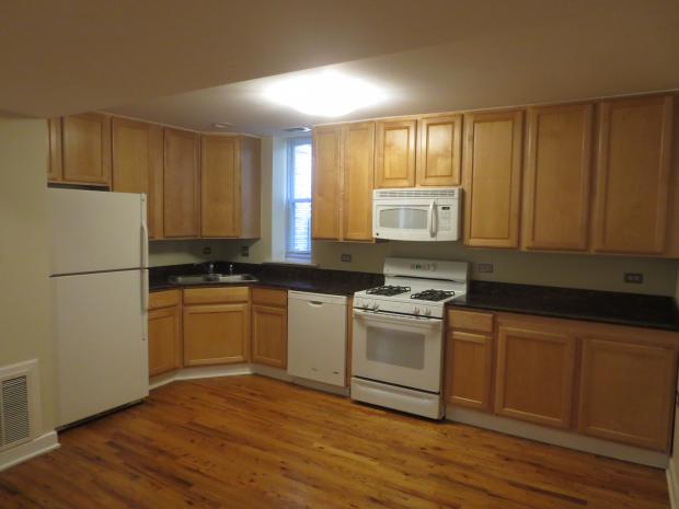  2034 N. Humboldt Park Blvd. Unit G 
