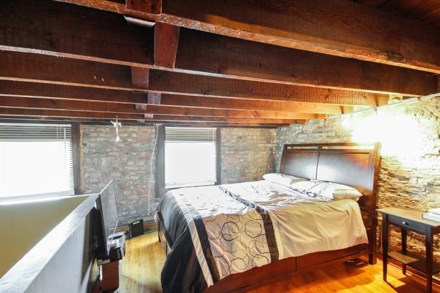  2211 N. Clybourn Ave., Unit 3R 
