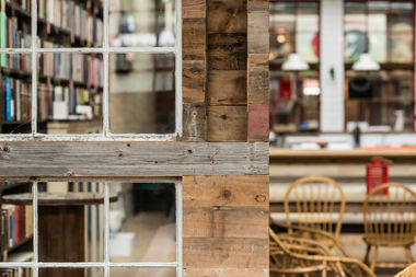 The goal of Kibbitznest's Books, Brews & Blarney is to facilitate face-to-face communication.