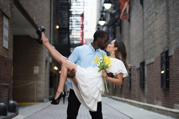Hookup a man in his late 20s