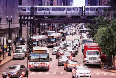  Street parking in Chicago costs an average of $13 for two hours, the highest in any major city, a new report has found. 